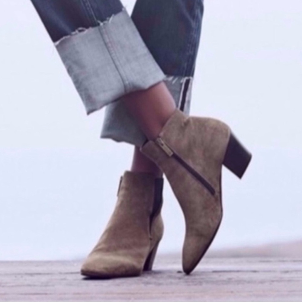 Aquatalia Women's Tan Ankle Booties- Made in Italy. Size 10